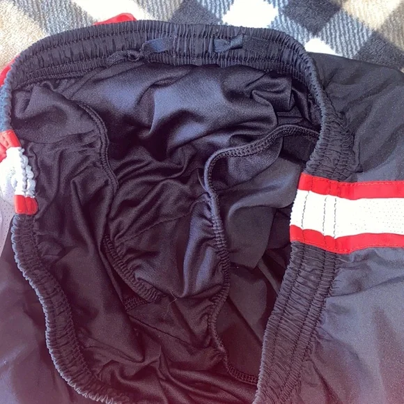 🦋Black with red and white detailed Nike Dri-fit shorts! - Picture 5 of 8